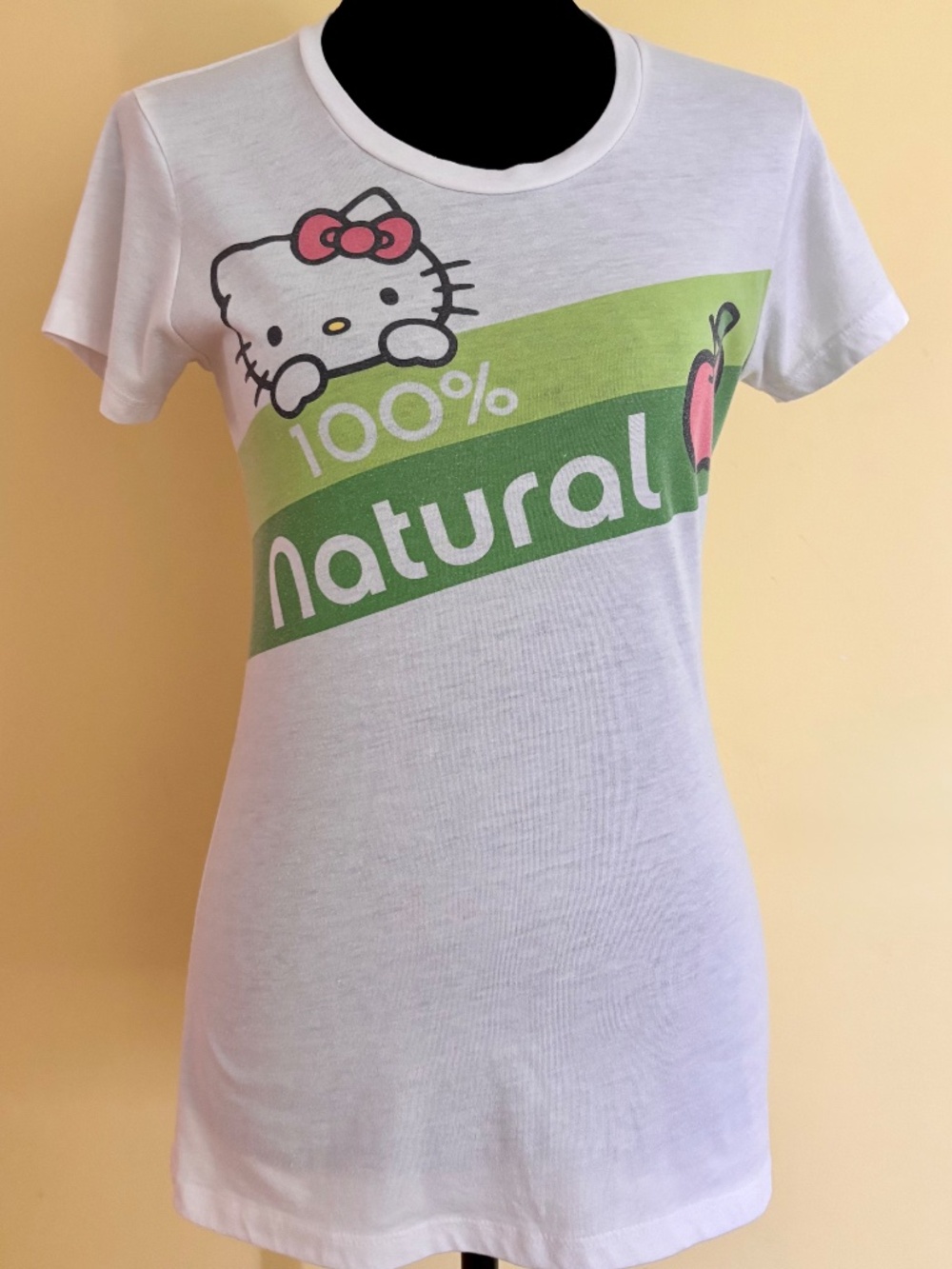 VTG RARE Women’s Sanrio Hello Kitty Apple Mighty Fine 2008 T-Shirt Top HTF